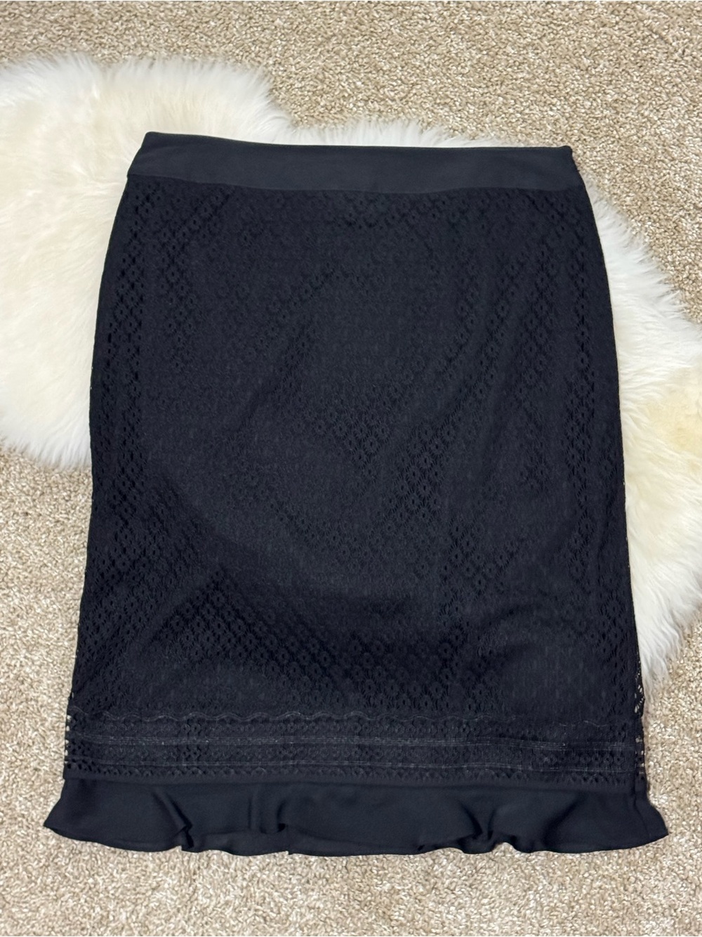 Liz Claiborne Black Lace Ruffle Pencil Skirt - Classic Women's Workwear Size 4